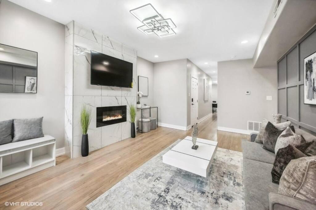 The Chic Urban Oasis Near The Lake! 芝加哥 外观 照片